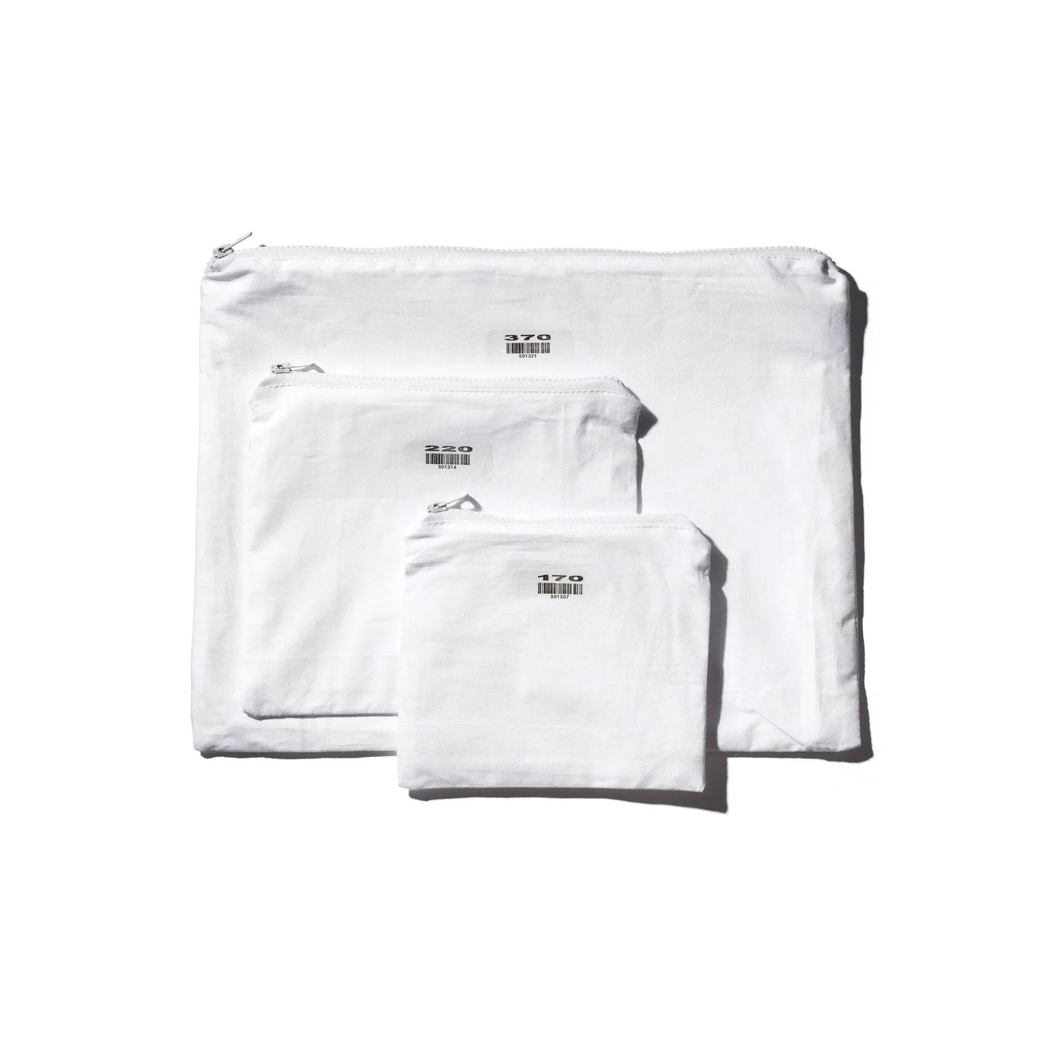 PLAIN POUCH